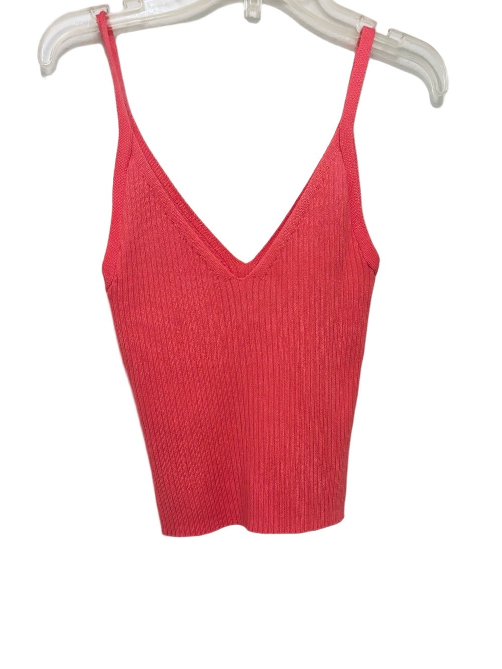 Cropped Pink Ribbed V-Neck Tank Top